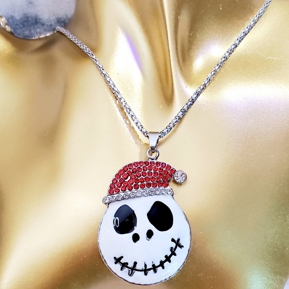 Silver plated red Crystal Jack skellington pendant necklace - Picture 5 of 15